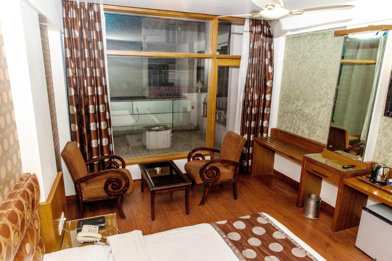 Hotel Subash International Katra  Exteriör bild